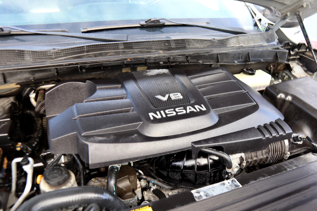 Nissan Titan 4x4 Crew Cab SV 2018