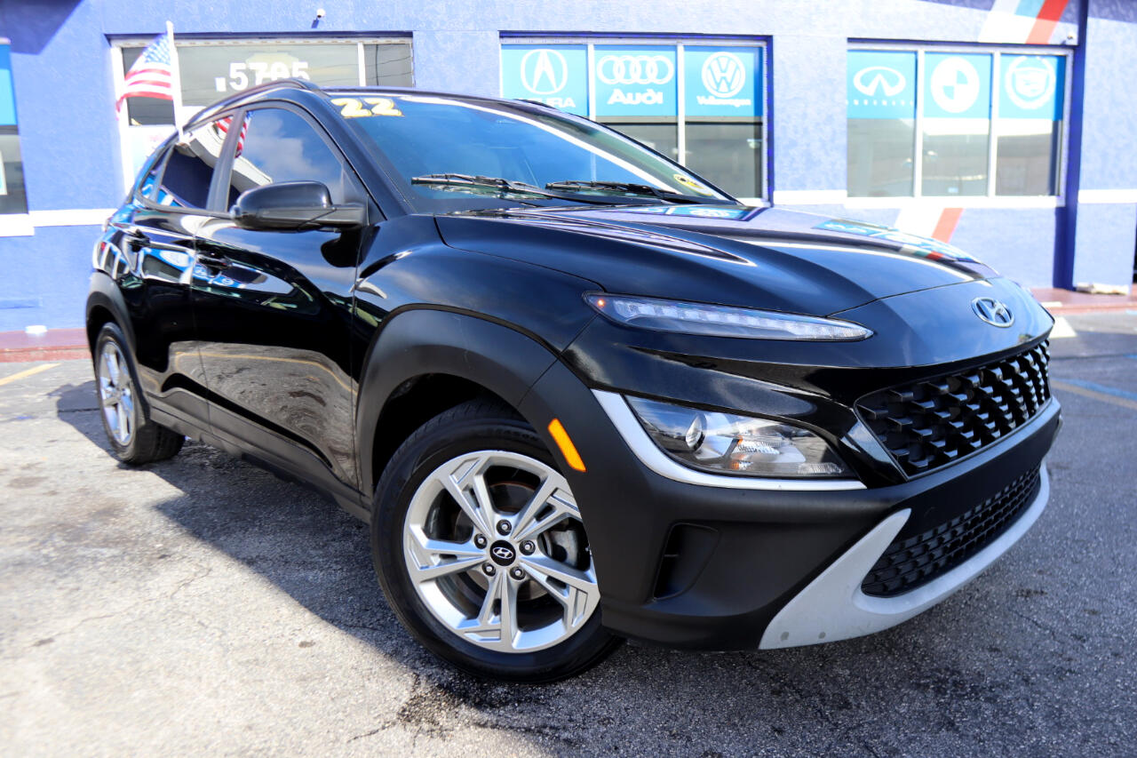 Hyundai Kona SEL Auto FWD 2022