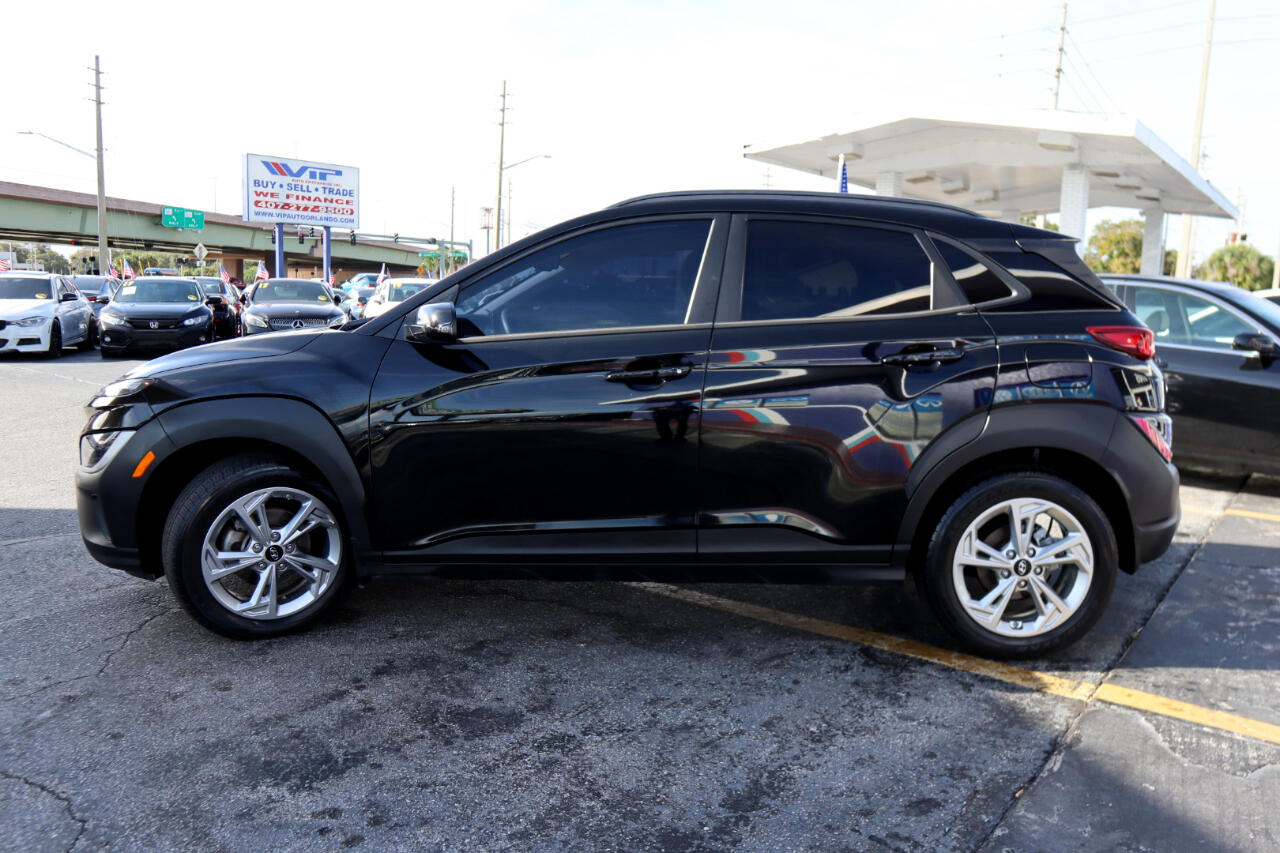 Hyundai Kona SEL Auto FWD 2022