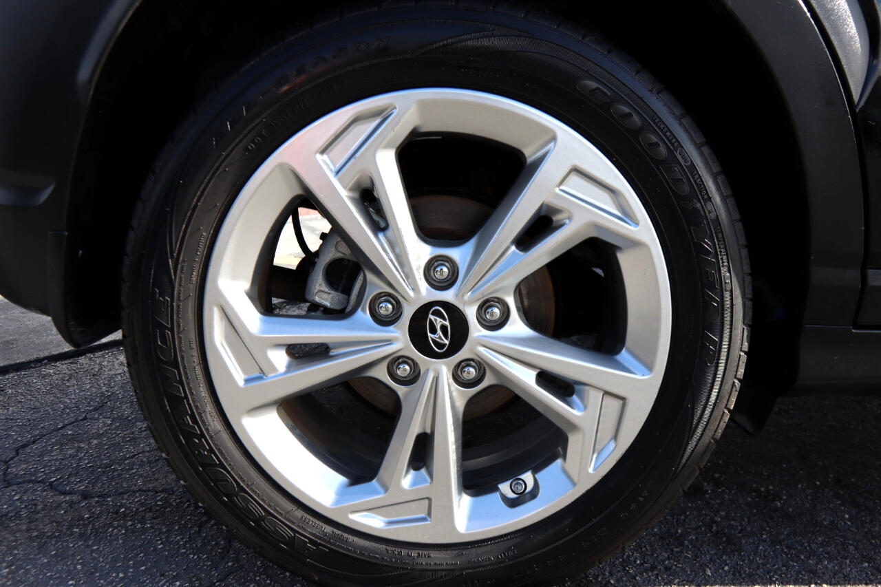 Hyundai Kona SEL Auto FWD 2022