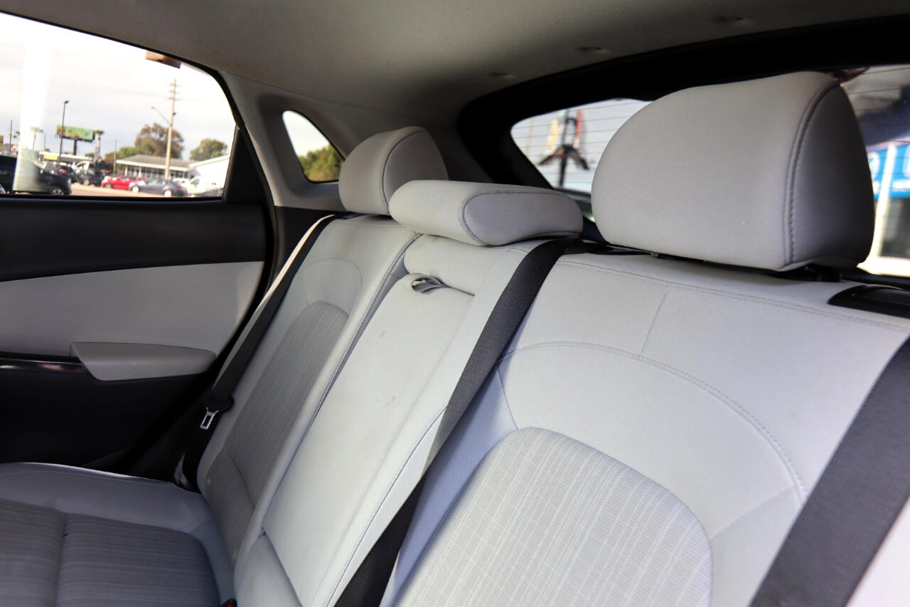 Hyundai Kona SEL Auto FWD 2022