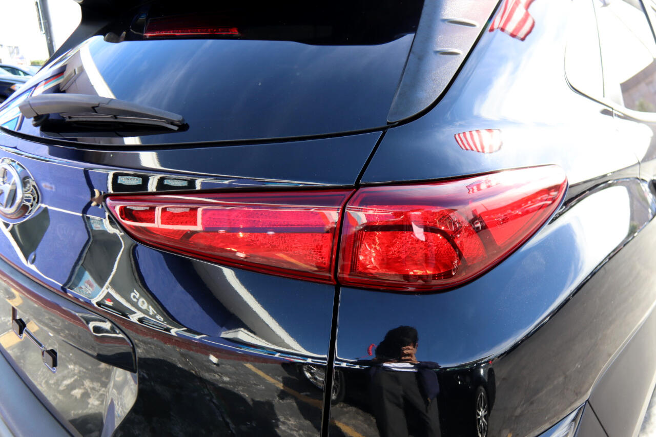 Hyundai Kona SEL Auto FWD 2022