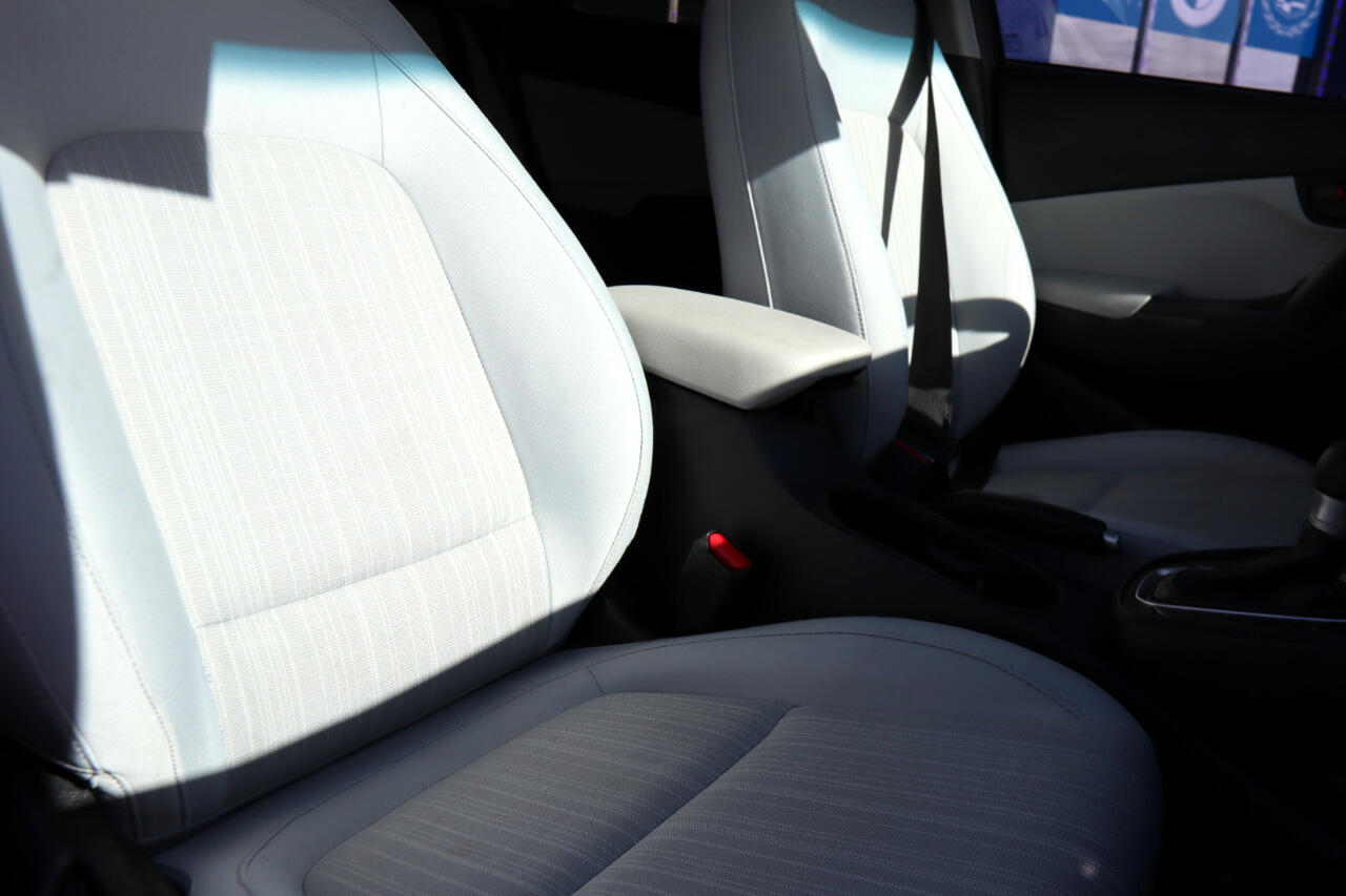 Hyundai Kona SEL Auto FWD 2022