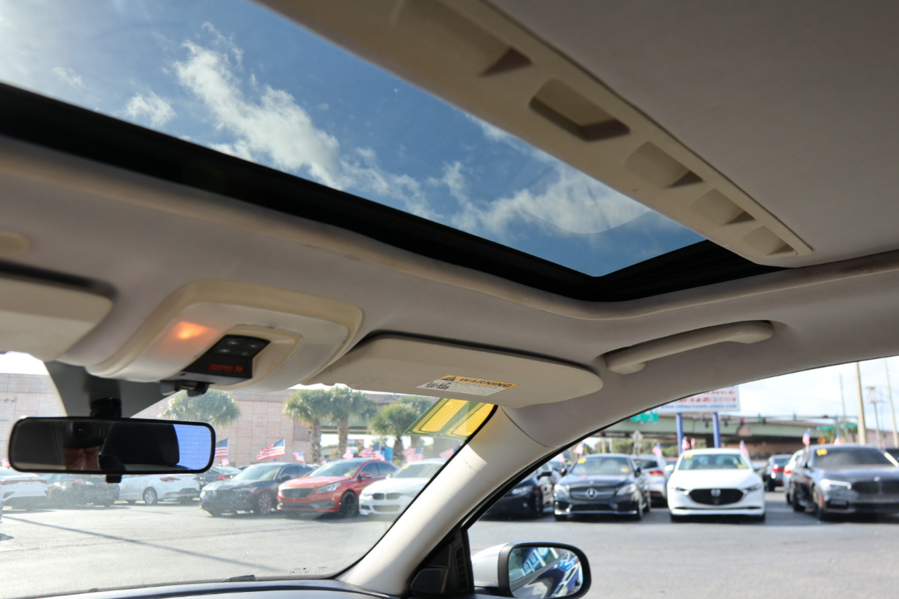 Volvo C30 2dr Cpe Man 2012