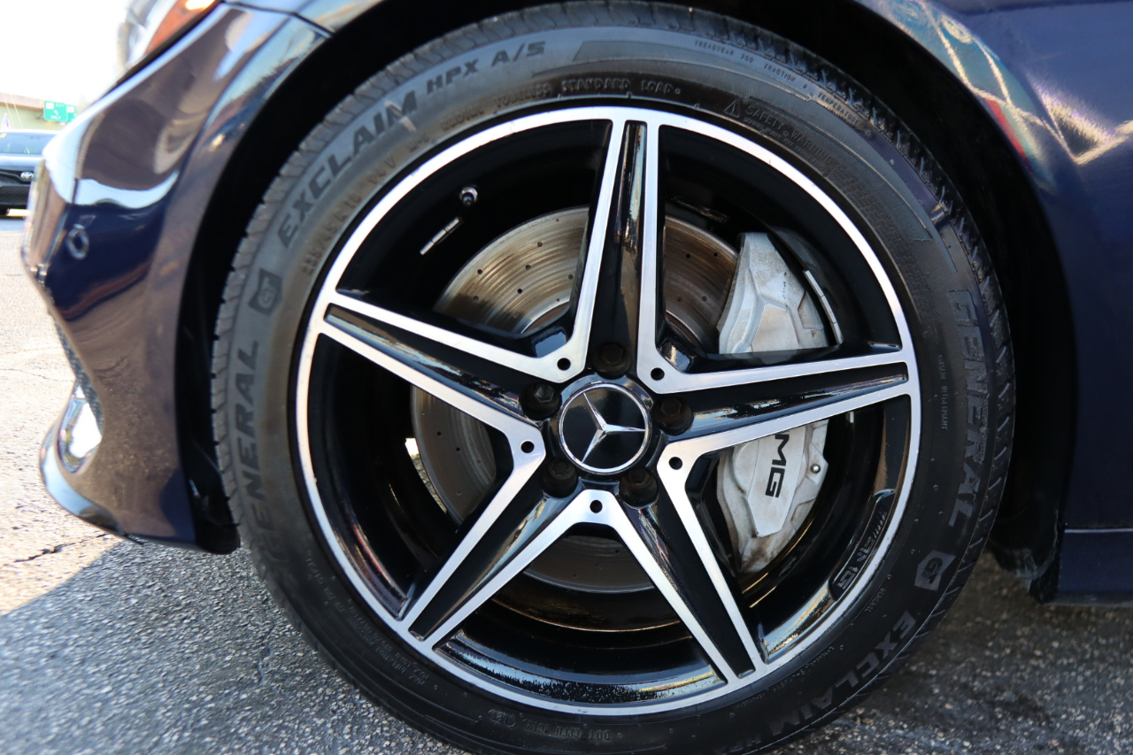 Mercedes-Benz C-Class AMG C 43 4MATIC Sedan 2017