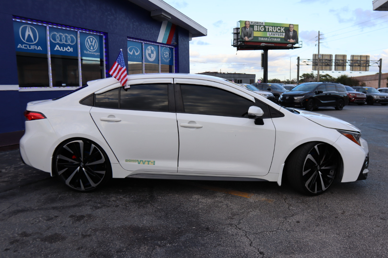 Toyota Corolla Nightshade CVT (Natl) 2020