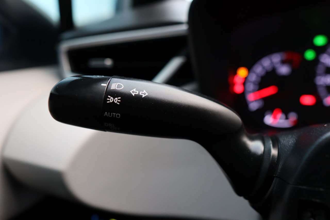 Toyota Corolla Nightshade CVT (Natl) 2020