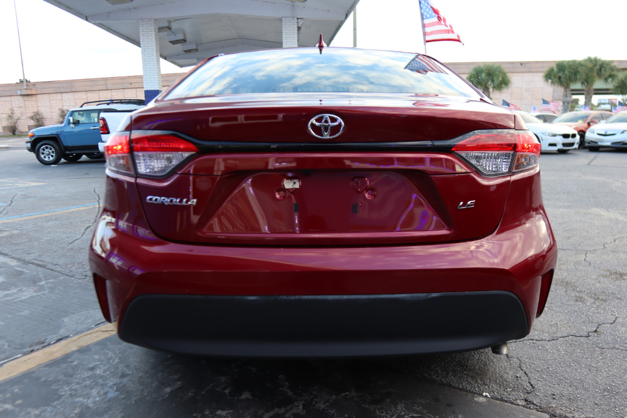 Toyota Corolla LE CVT (Natl) 2024