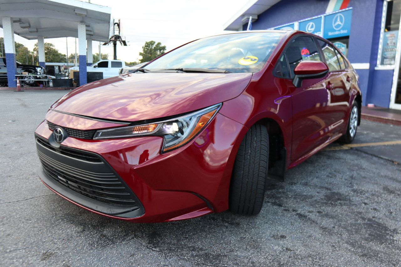 Toyota Corolla LE CVT (Natl) 2024