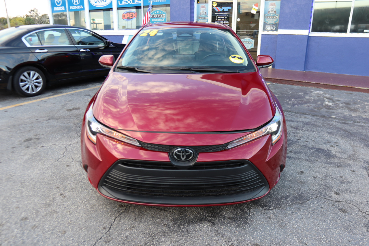 Toyota Corolla LE CVT (Natl) 2024