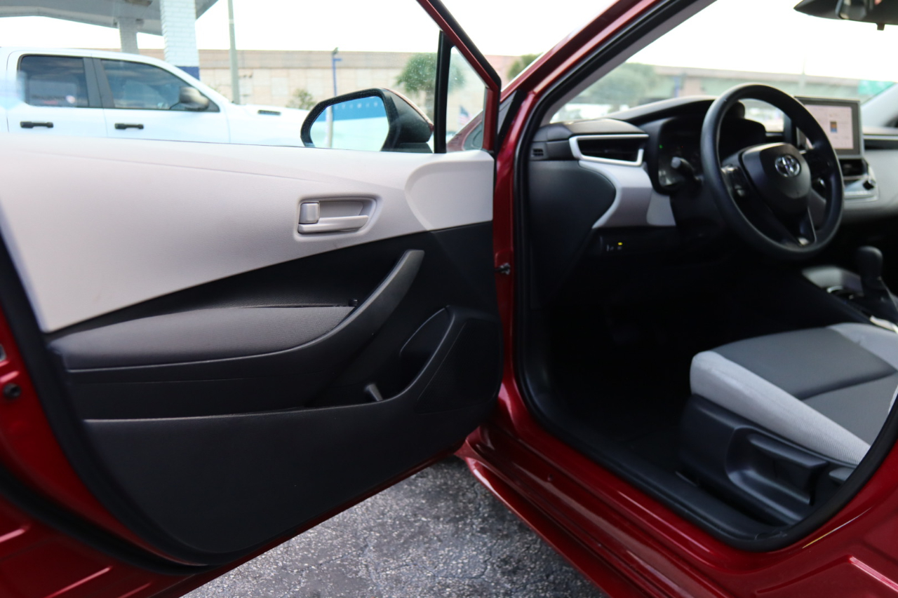 Toyota Corolla LE CVT (Natl) 2024