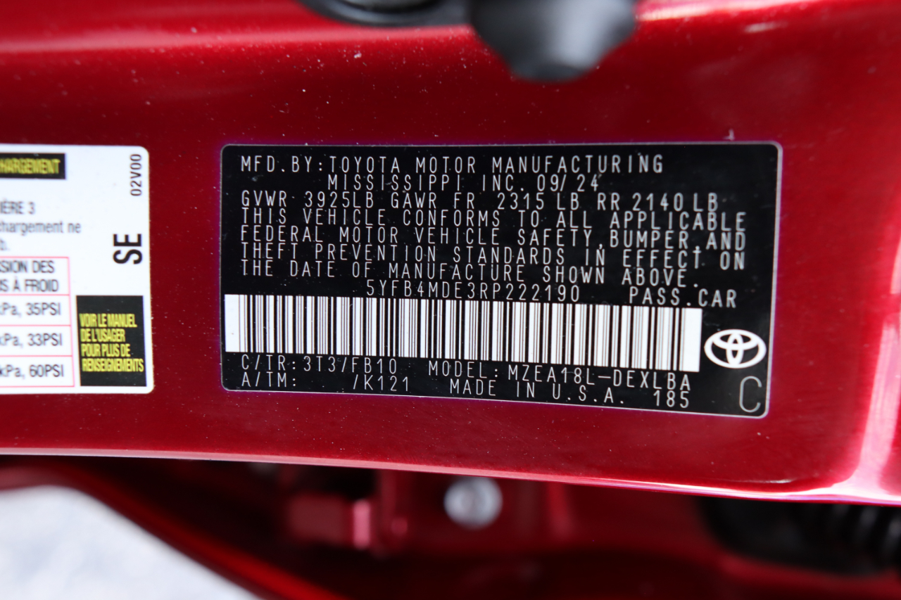 Toyota Corolla LE CVT (Natl) 2024