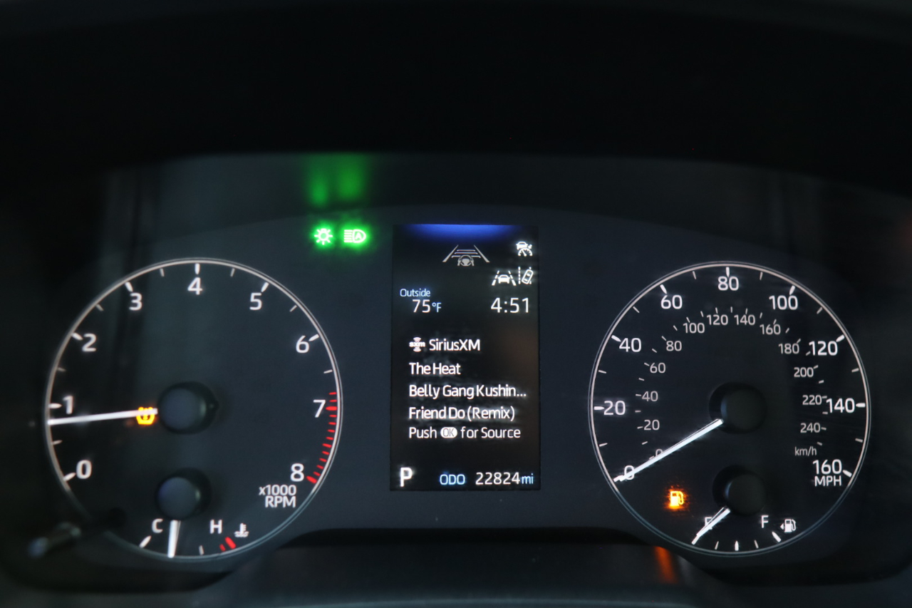 Toyota Corolla LE CVT (Natl) 2024