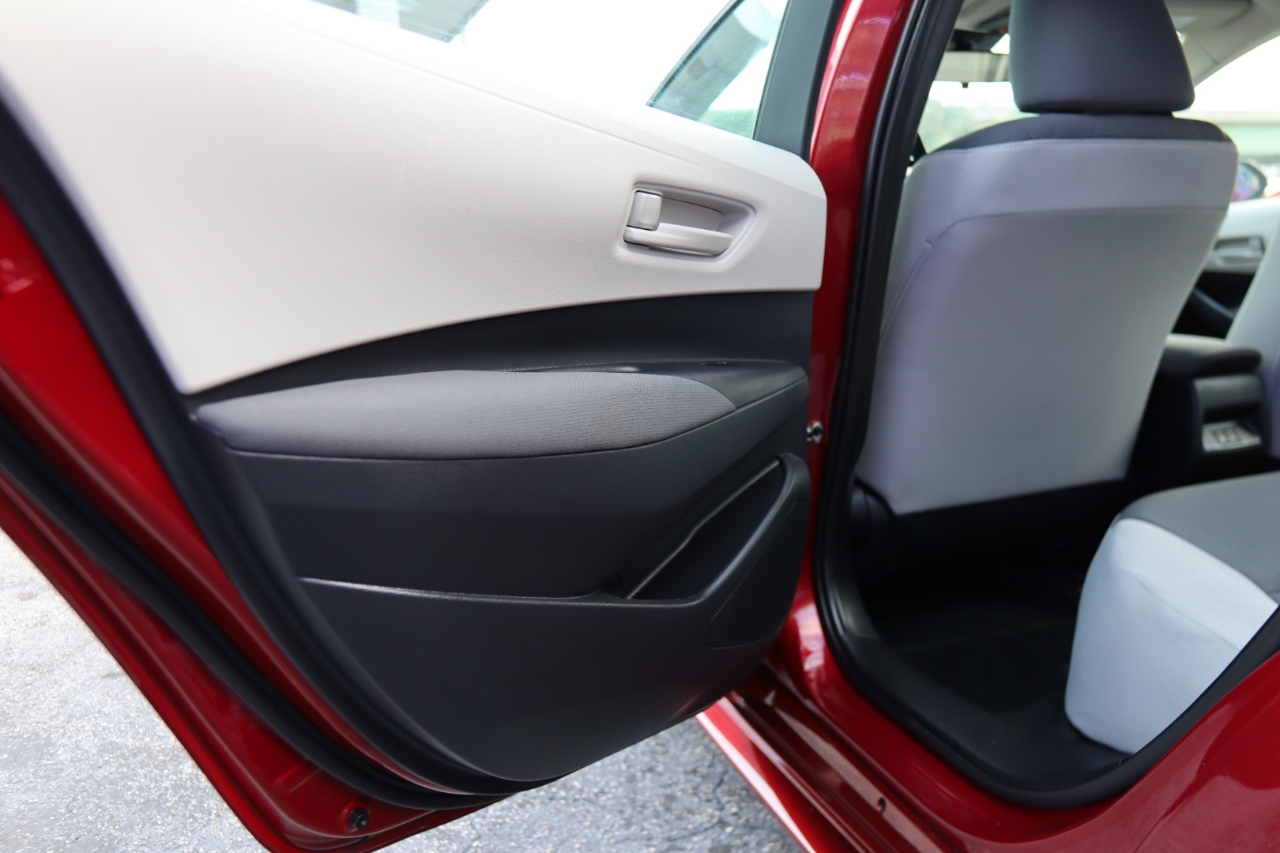 Toyota Corolla LE CVT (Natl) 2024