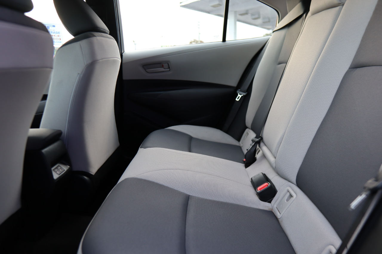 Toyota Corolla LE CVT (Natl) 2024