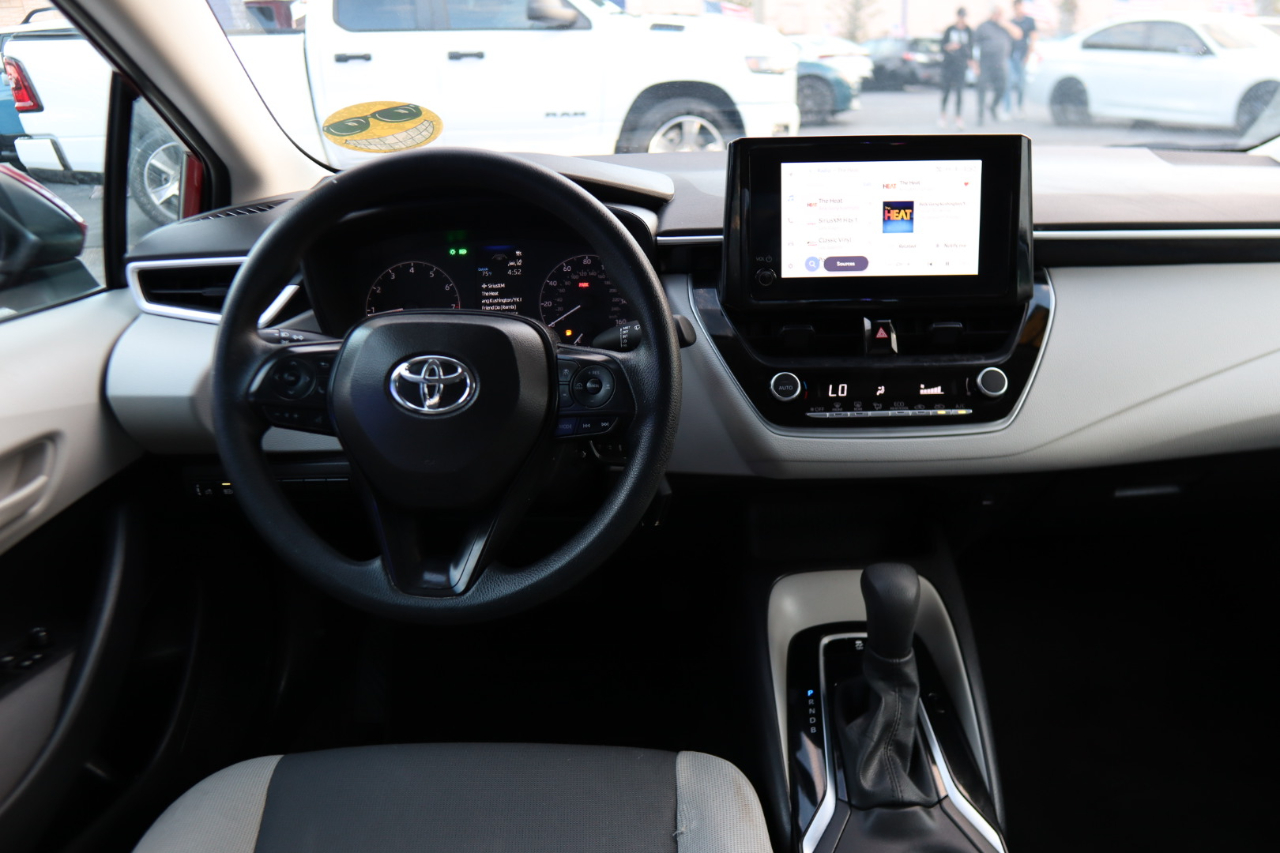 Toyota Corolla LE CVT (Natl) 2024