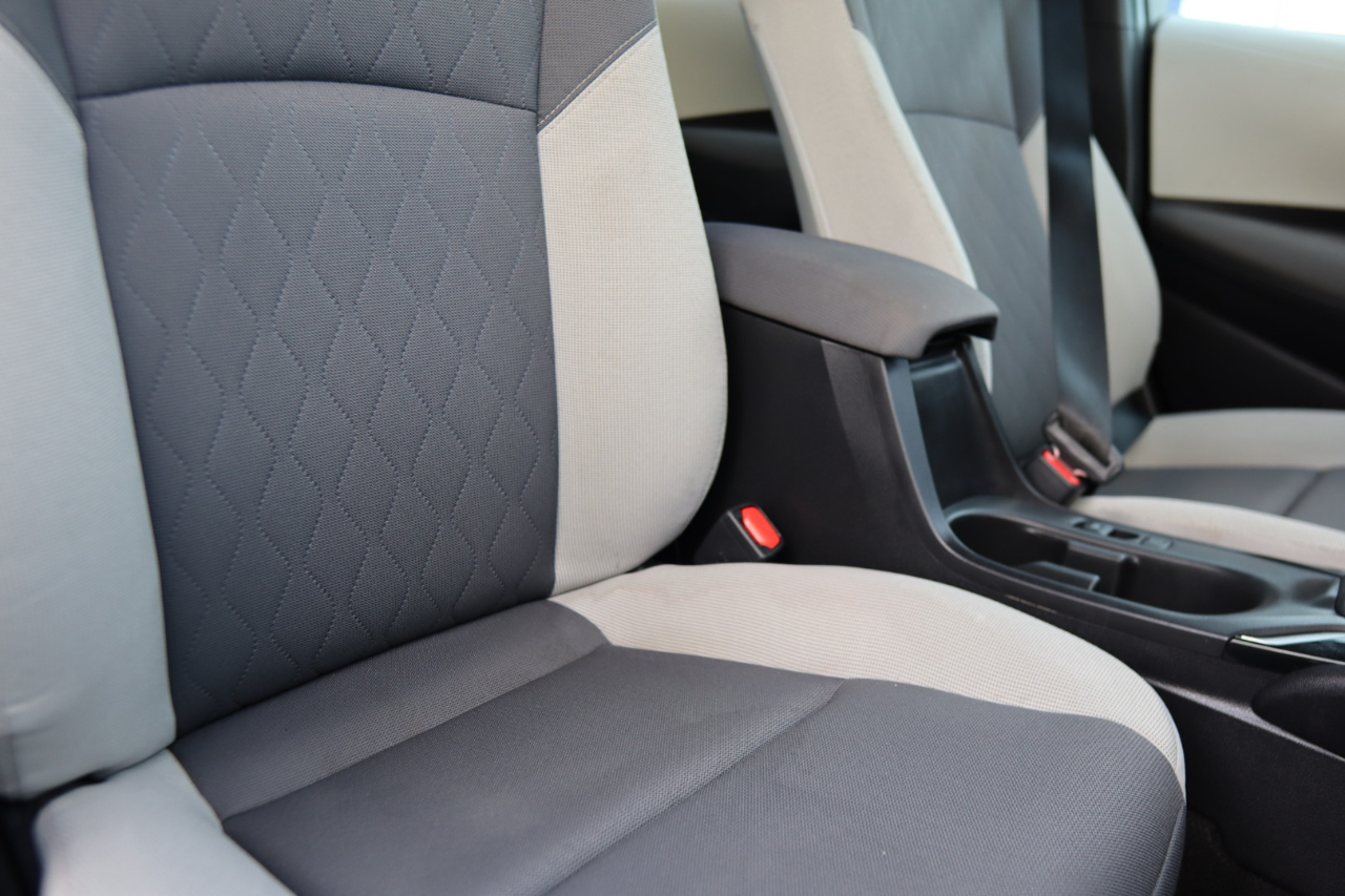 Toyota Corolla LE CVT (Natl) 2024