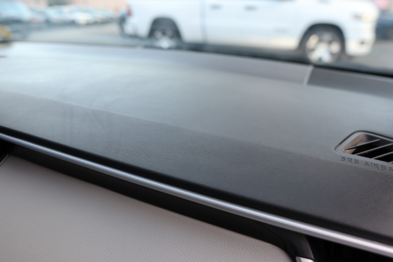 Toyota Corolla LE CVT (Natl) 2024