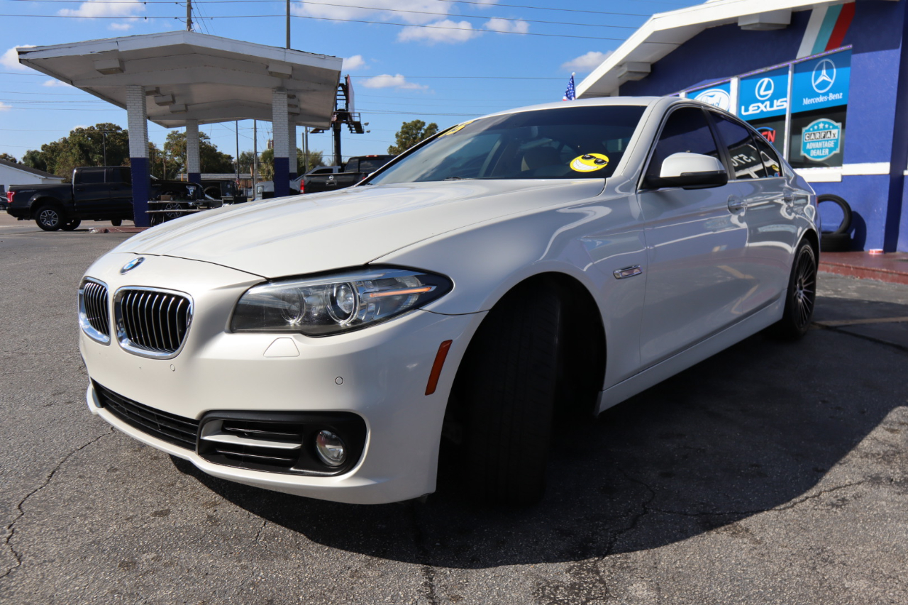 BMW 5 Series 4dr Sdn 535i xDrive AWD 2015