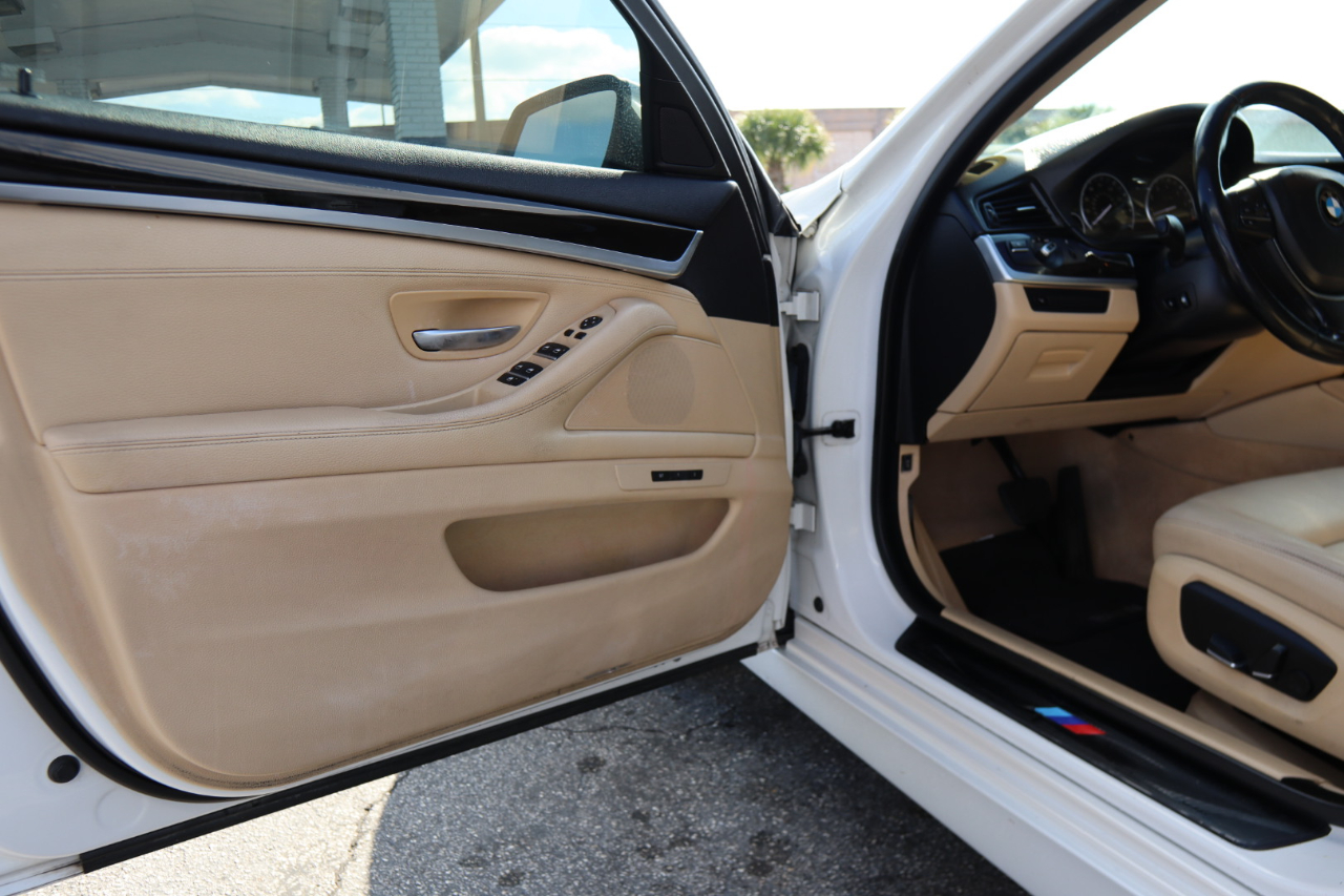 BMW 5 Series 4dr Sdn 535i xDrive AWD 2015