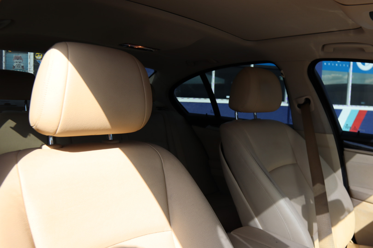 BMW 5 Series 4dr Sdn 535i xDrive AWD 2015