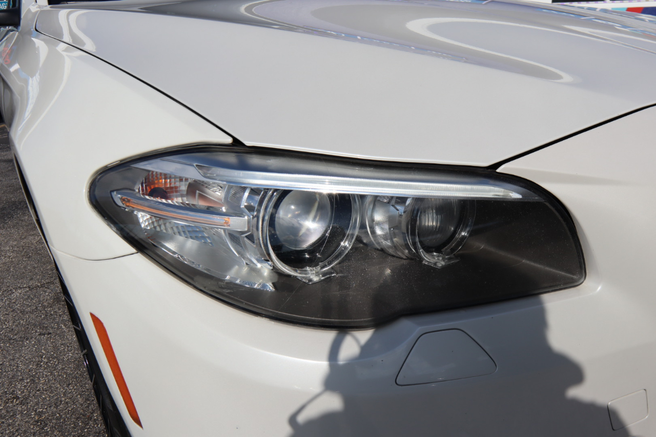 BMW 5 Series 4dr Sdn 535i xDrive AWD 2015