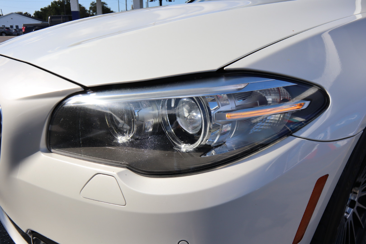 BMW 5 Series 4dr Sdn 535i xDrive AWD 2015