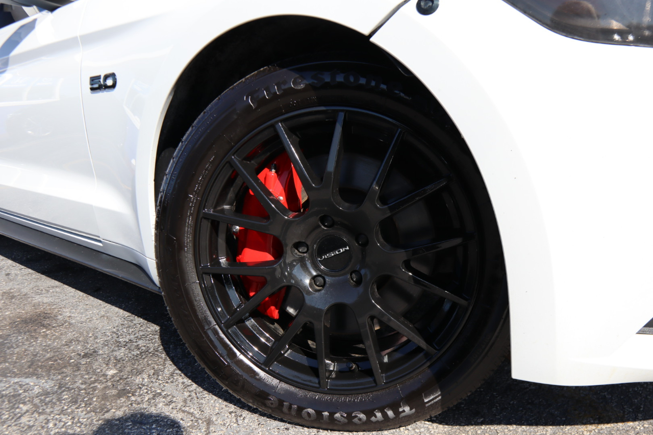 Ford Mustang GT Fastback 2017