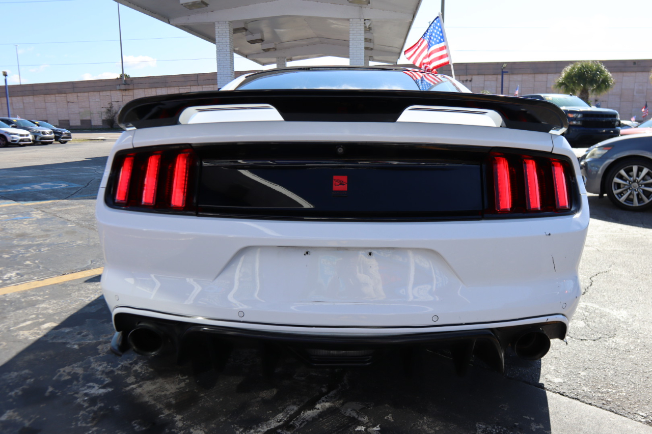 Ford Mustang GT Fastback 2017