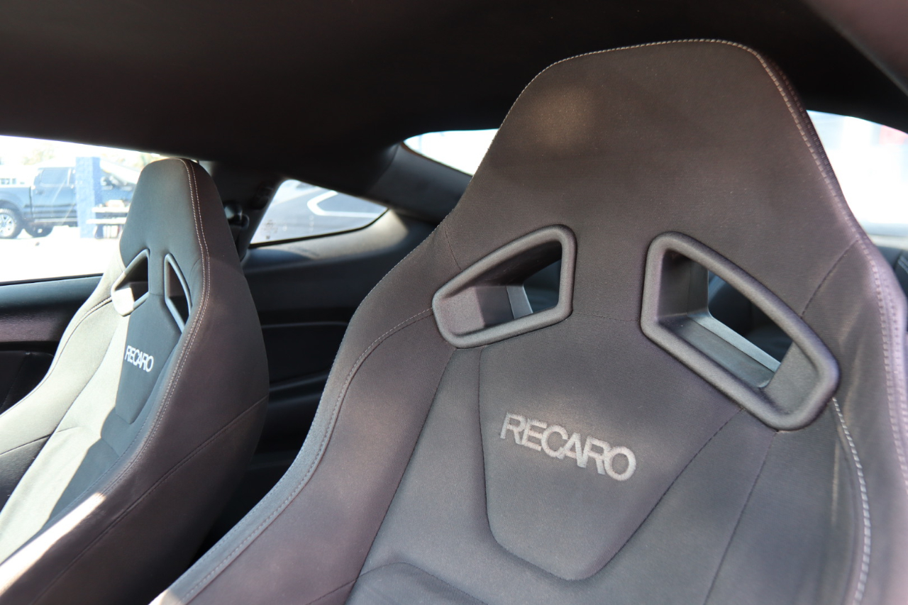 Ford Mustang GT Fastback 2017