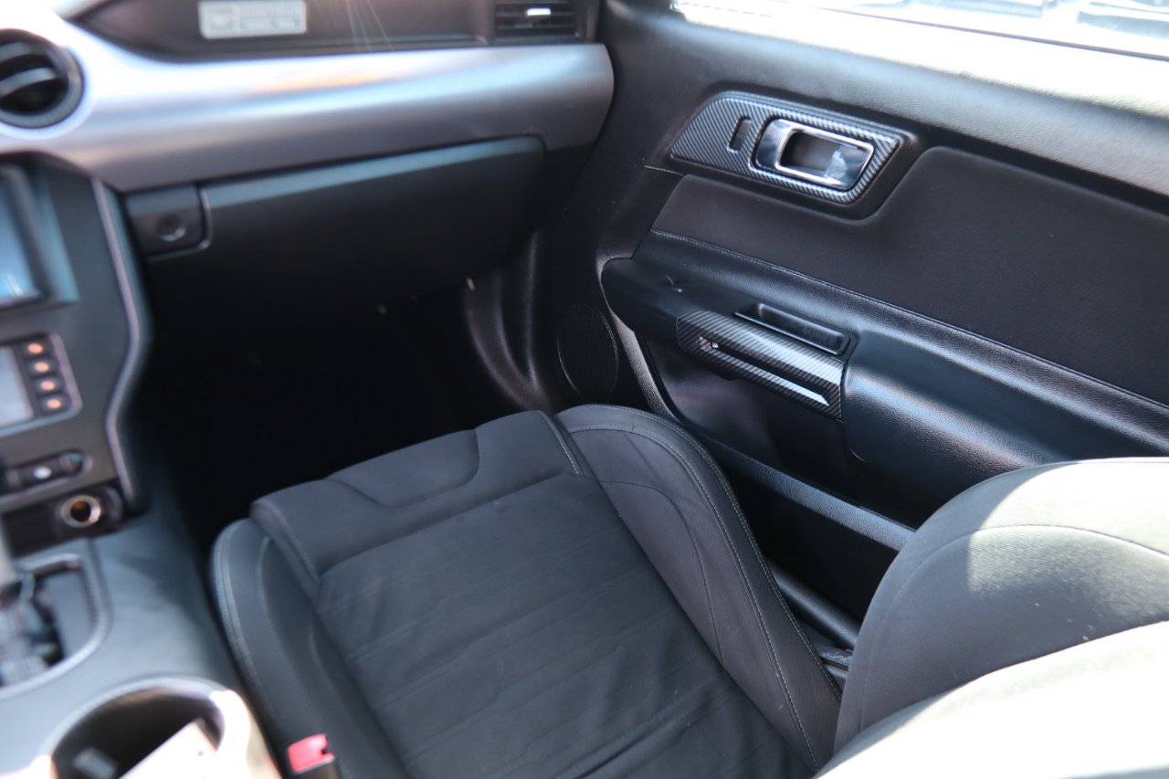 Ford Mustang GT Fastback 2017