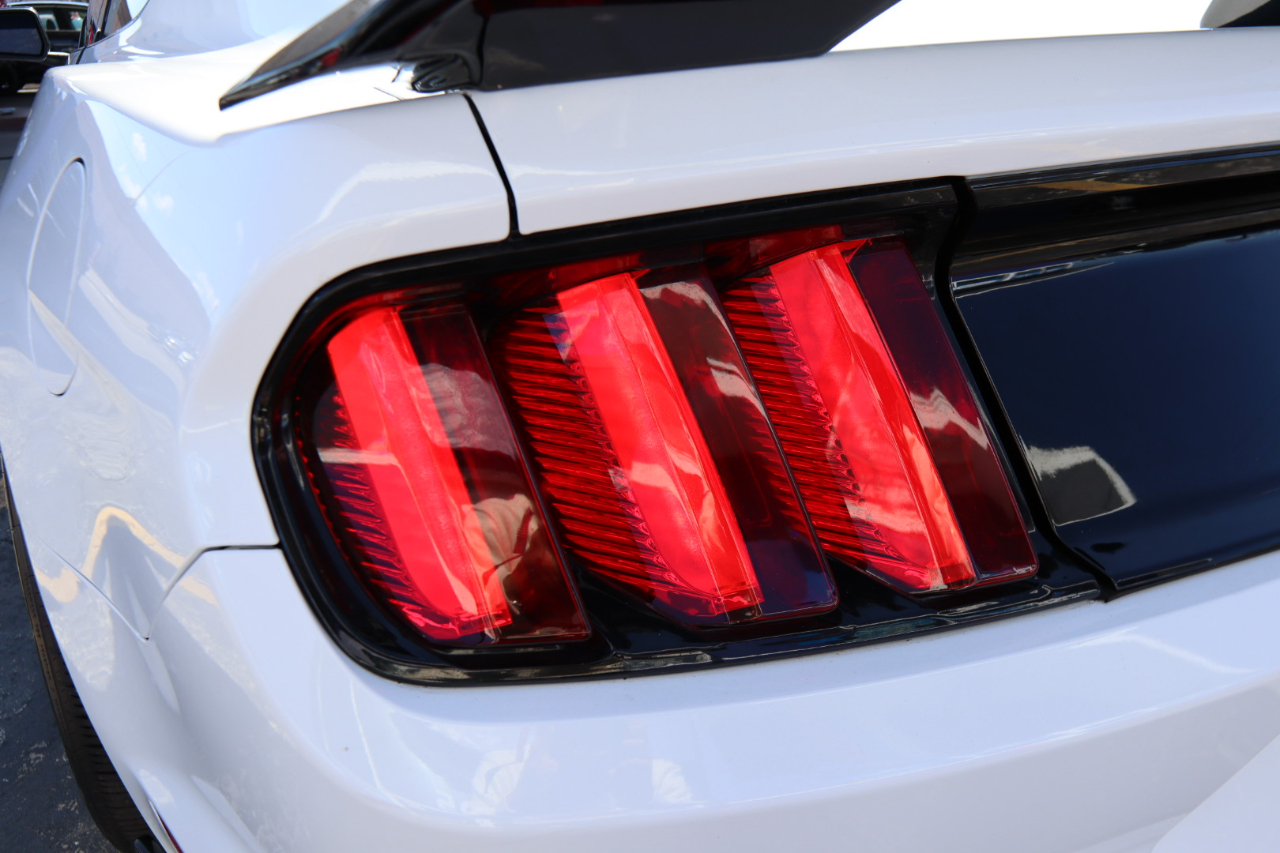 Ford Mustang GT Fastback 2017