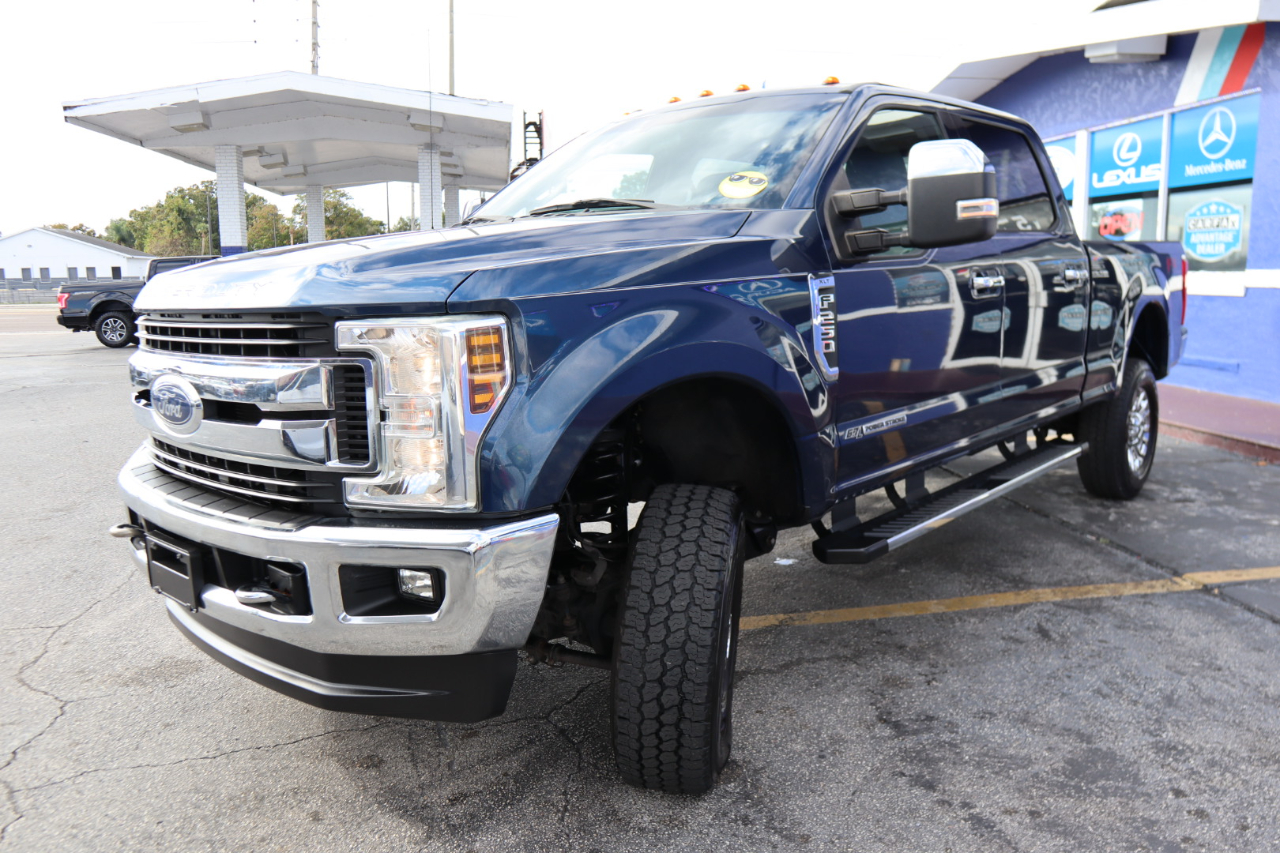 Ford Super Duty F-250 SRW King Ranch 4WD Crew Cab 8' Box 2018