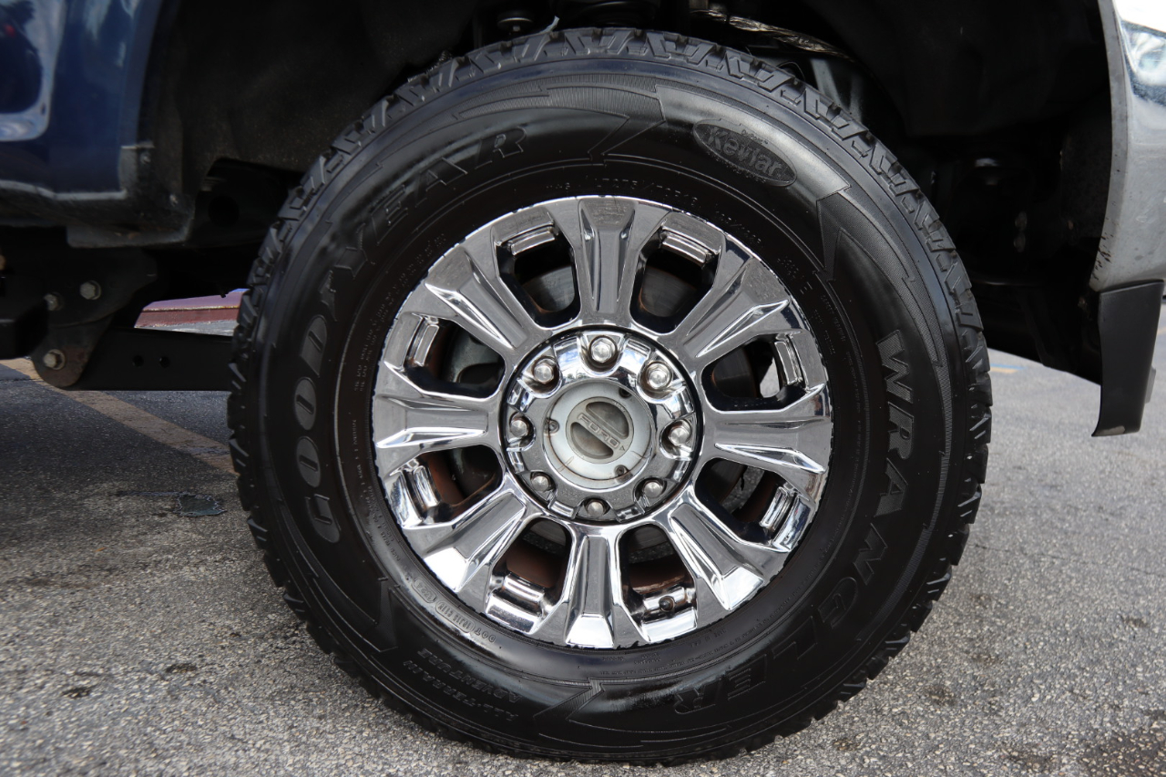 Ford Super Duty F-250 SRW King Ranch 4WD Crew Cab 8' Box 2018