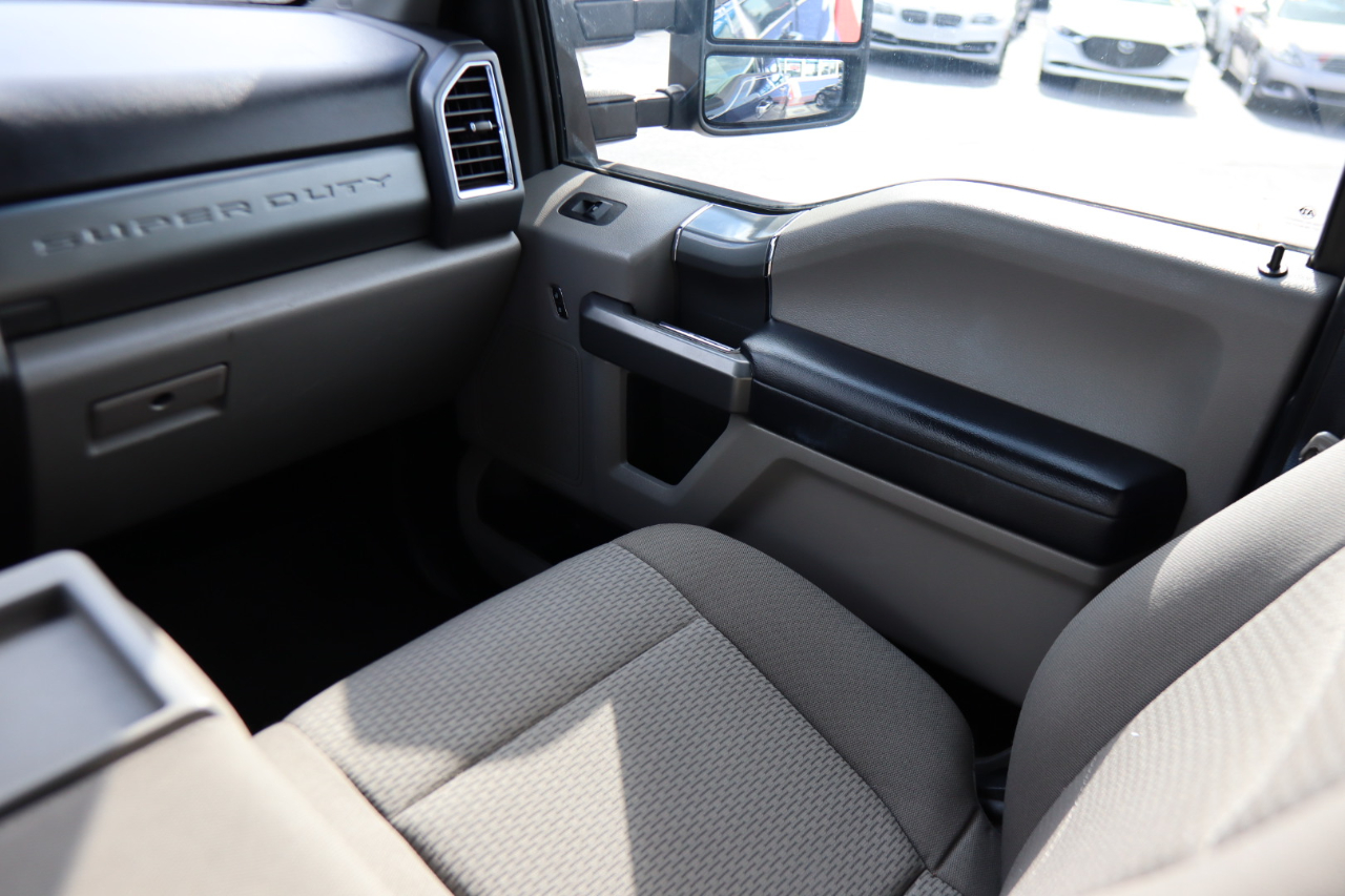 Ford Super Duty F-250 SRW King Ranch 4WD Crew Cab 8' Box 2018