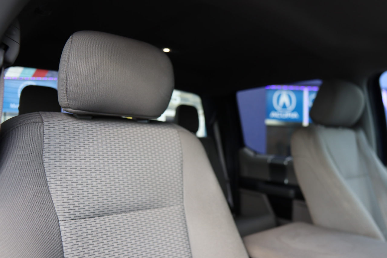 Ford Super Duty F-250 SRW King Ranch 4WD Crew Cab 8' Box 2018