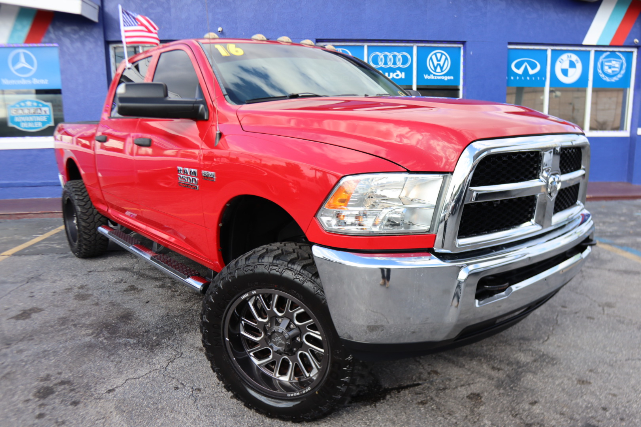 RAM 2500 4WD Crew Cab 149" ST 2016