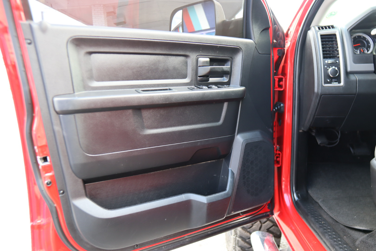 RAM 2500 4WD Crew Cab 149" ST 2016