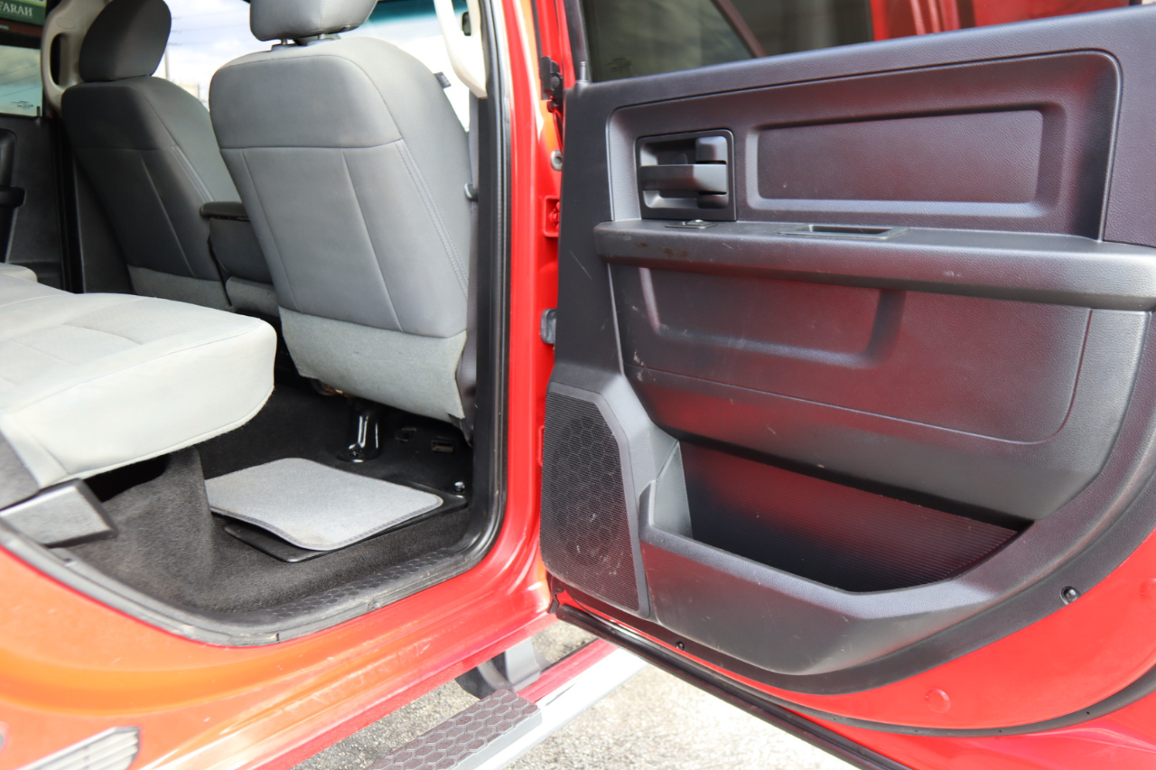 RAM 2500 4WD Crew Cab 149" ST 2016