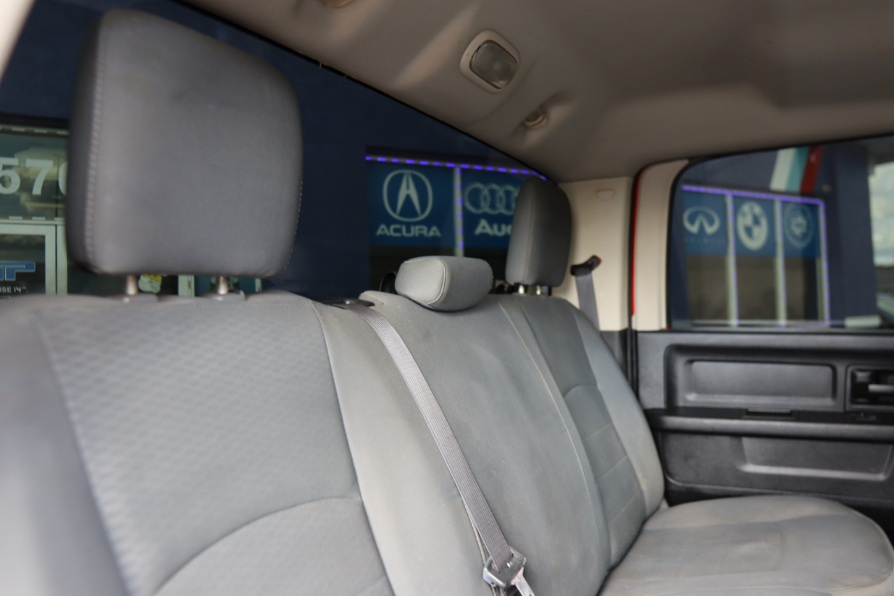 RAM 2500 4WD Crew Cab 149" ST 2016