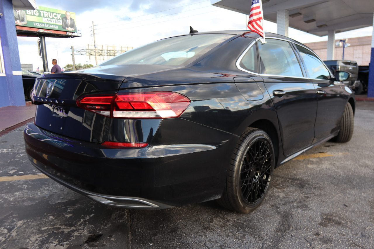 Volkswagen Passat 2.0T SE Auto 2020