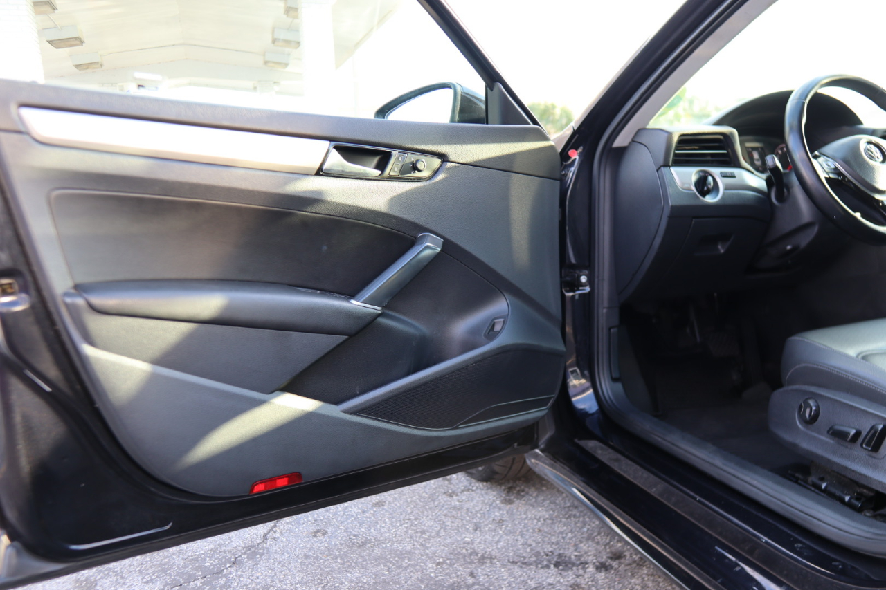 Volkswagen Passat 2.0T SE Auto 2020