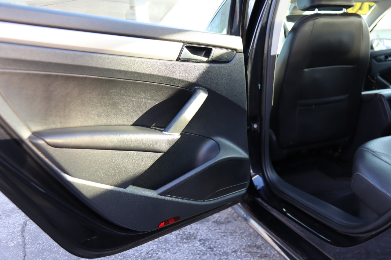 Volkswagen Passat 2.0T SE Auto 2020