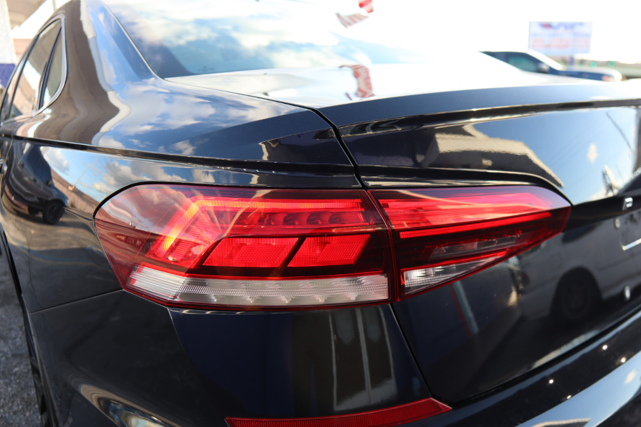 Volkswagen Passat 2.0T SE Auto 2020