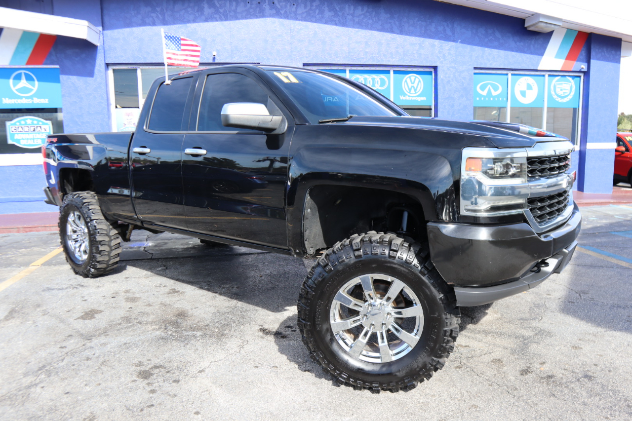 Chevrolet Silverado 1500 4WD Double Cab 143.5" Work Truck 2017