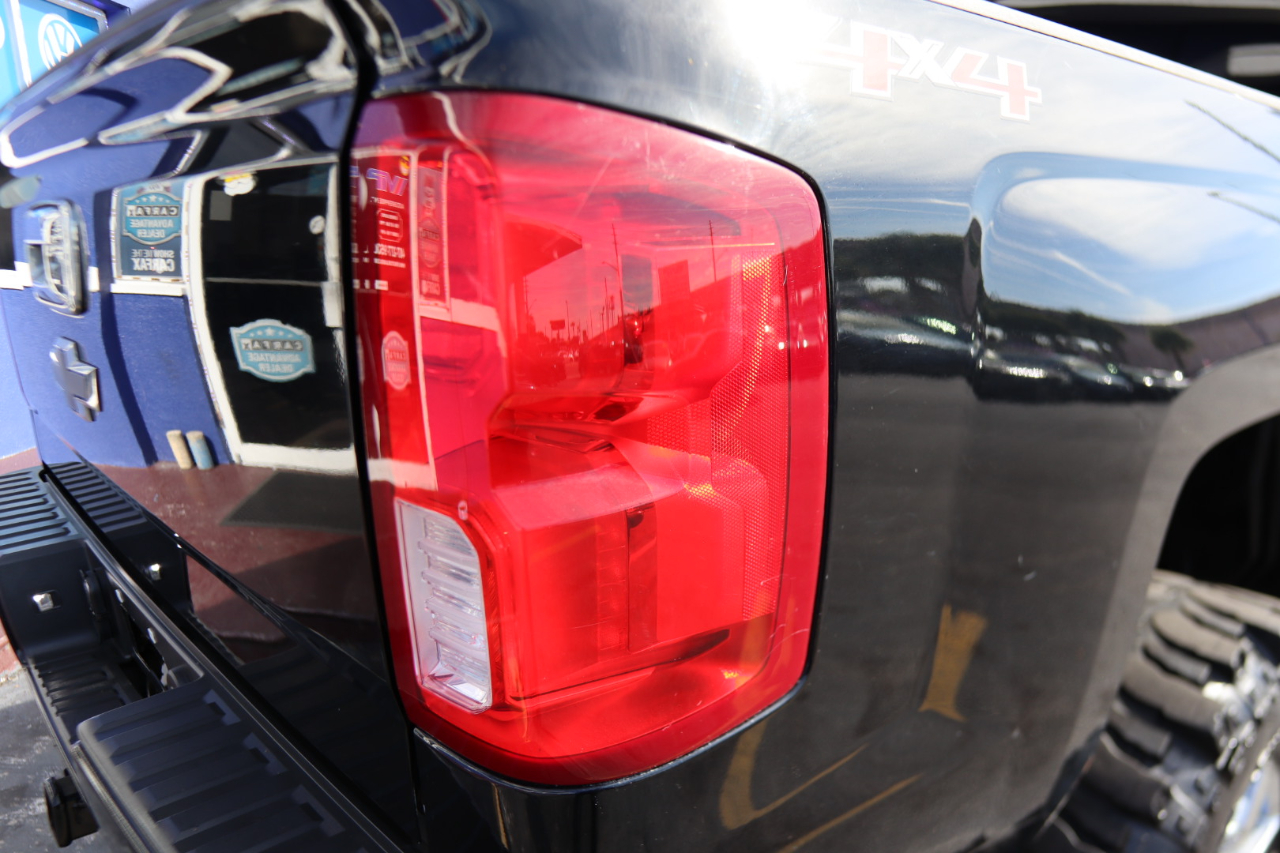 Chevrolet Silverado 1500 4WD Double Cab 143.5" Work Truck 2017