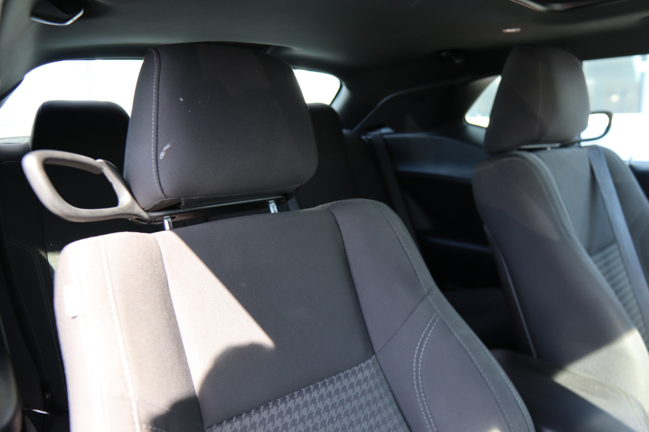 Dodge Challenger SXT RWD 2019