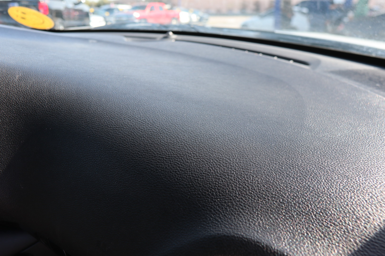 Dodge Challenger SXT RWD 2019