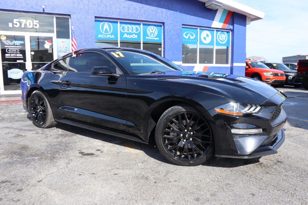 Ford Mustang EcoBoost Fastback 2018