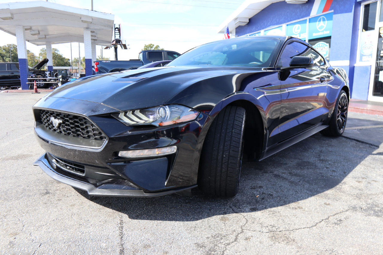 Ford Mustang EcoBoost Fastback 2018
